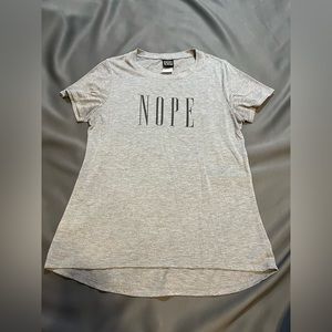 Women’s t-shirt size large